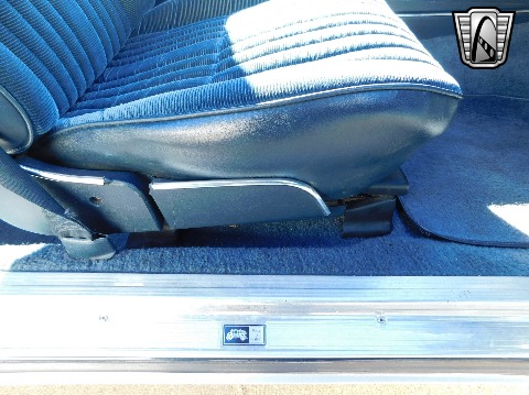 1987 Oldsmobile Cutlass Supreme image 95