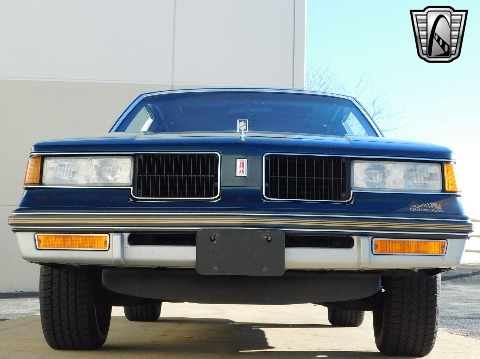 1987 Oldsmobile Cutlass Supreme image 19