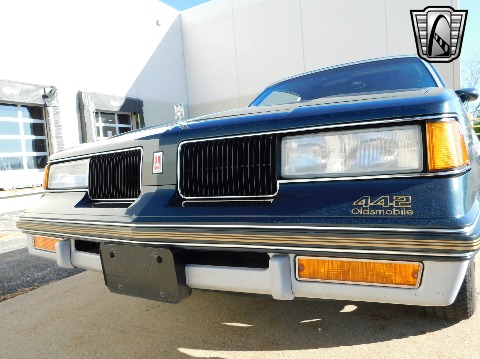 1987 Oldsmobile Cutlass Supreme image 70