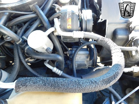 1987 Oldsmobile Cutlass Supreme image 128