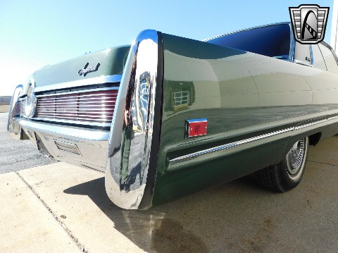 1967 Chrysler Imperial image 55