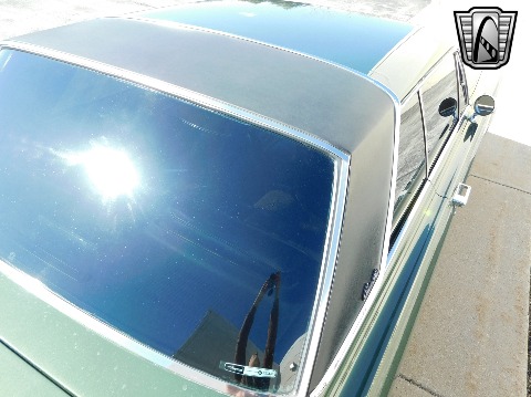 1967 Chrysler Imperial image 31