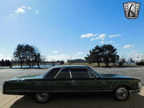 1967 Chrysler Imperial image 7