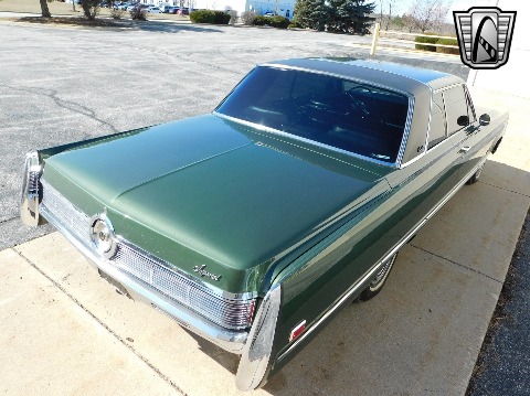 1967 Chrysler Imperial image 8