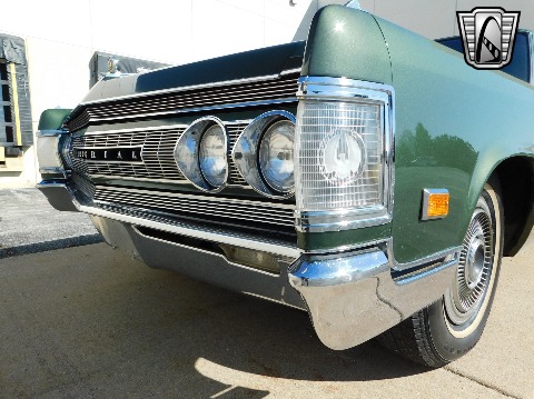 1967 Chrysler Imperial image 37