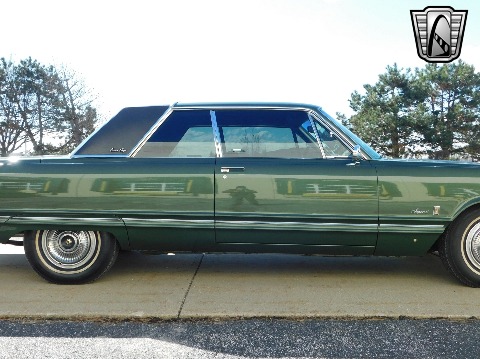 1967 Chrysler Imperial image 15