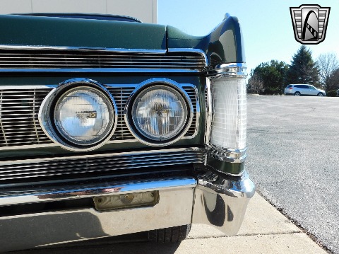 1967 Chrysler Imperial image 68