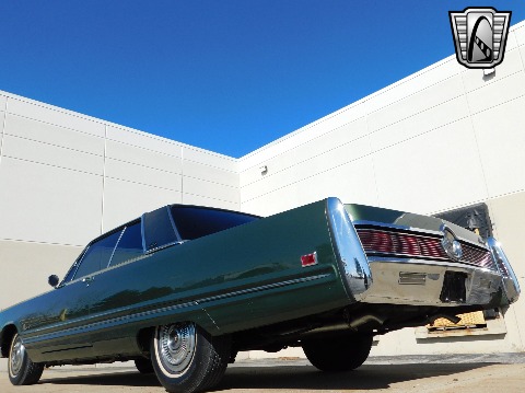 1967 Chrysler Imperial image 25