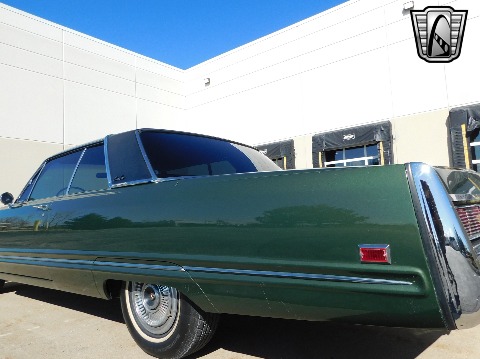 1967 Chrysler Imperial image 27