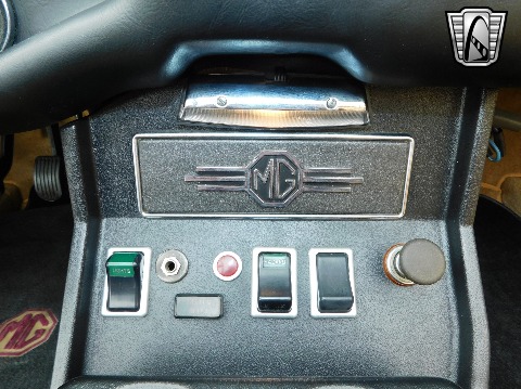 1973 MG MGB image 87