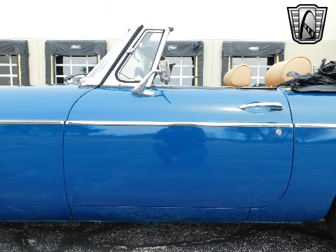 1973 MG MGB image 46