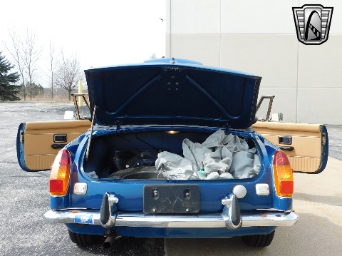 1973 MG MGB image 148
