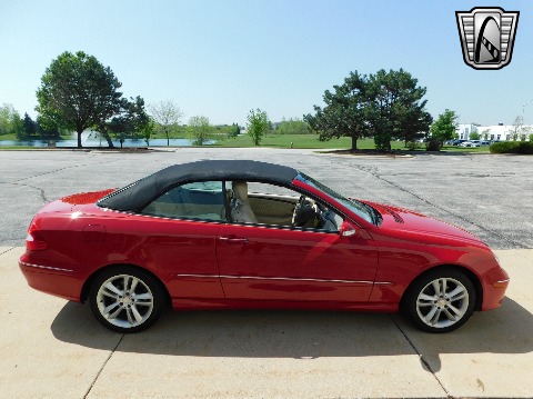 2008 Mercedes-Benz CLK350 image 7