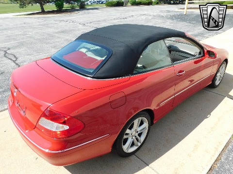 2008 Mercedes-Benz CLK350 image 8