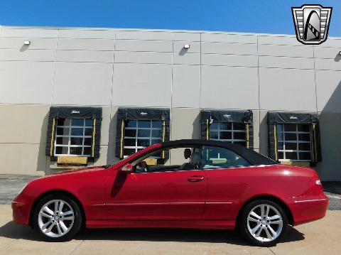 2008 Mercedes-Benz CLK350 image 11