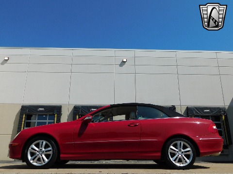 2008 Mercedes-Benz CLK350 image 19