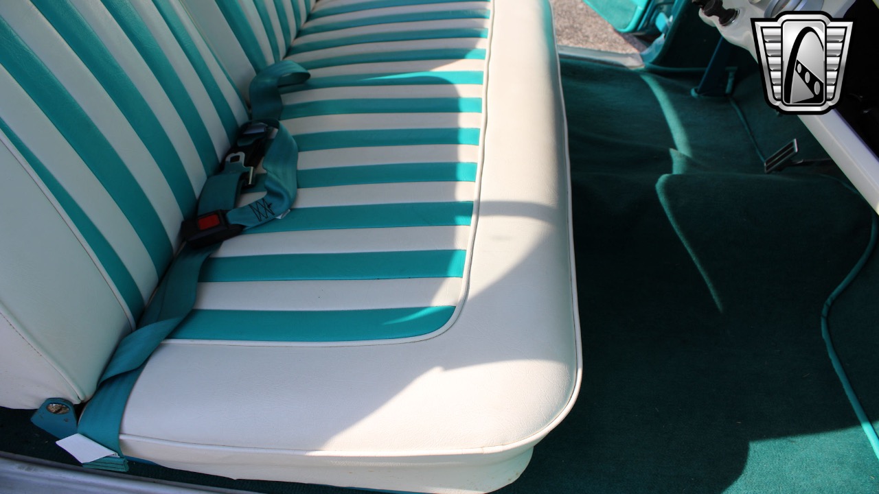 1956 Nash Metropolitan 22