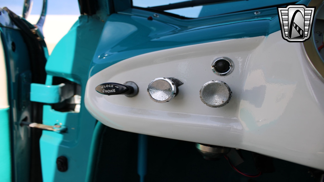 1956 Nash Metropolitan 63
