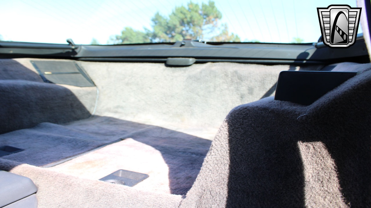 1985 Chevrolet Corvette 14