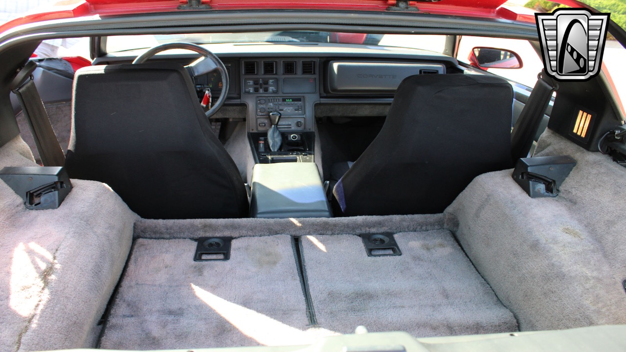 1985 Chevrolet Corvette 31