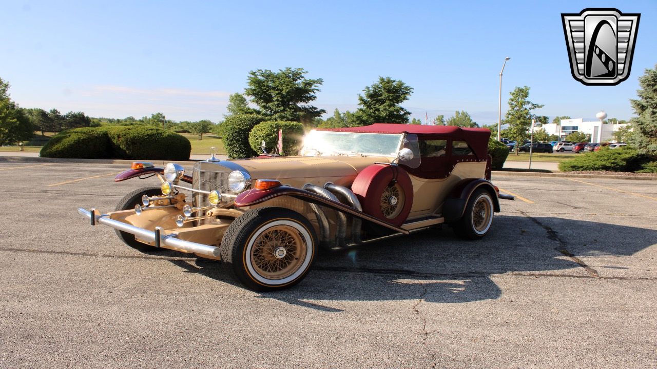 1974 EXCALIBUR Phaeton 2