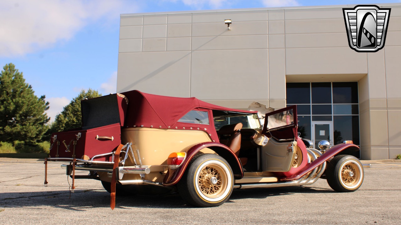 1974 EXCALIBUR Phaeton 24