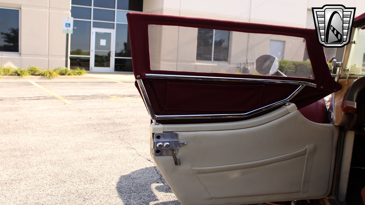1974 EXCALIBUR Phaeton 92
