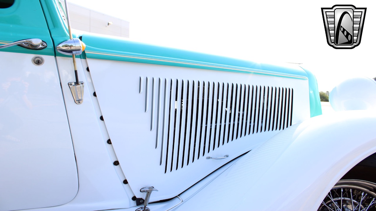 1934 Plymouth Coupe 56