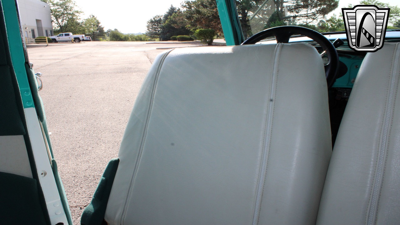 1934 Plymouth Coupe 93