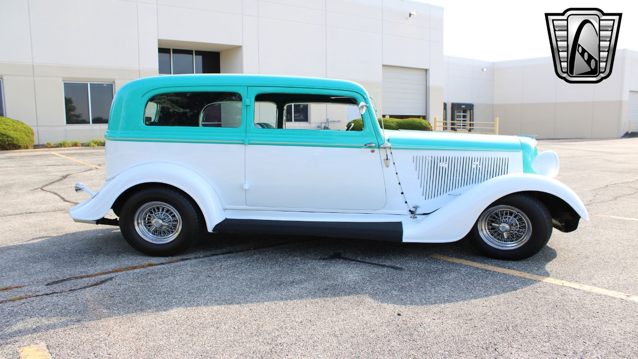 1934 Plymouth Coupe 36