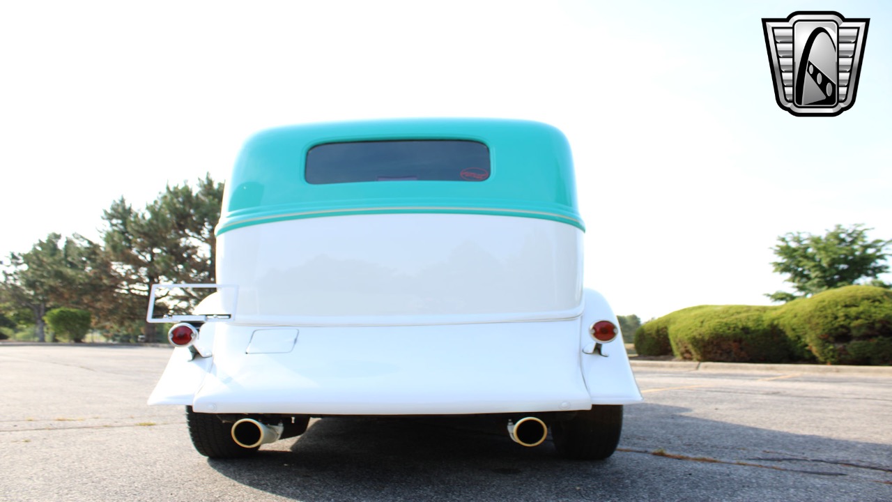 1934 Plymouth Coupe 5