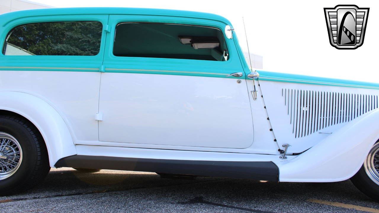 1934 Plymouth Coupe 43