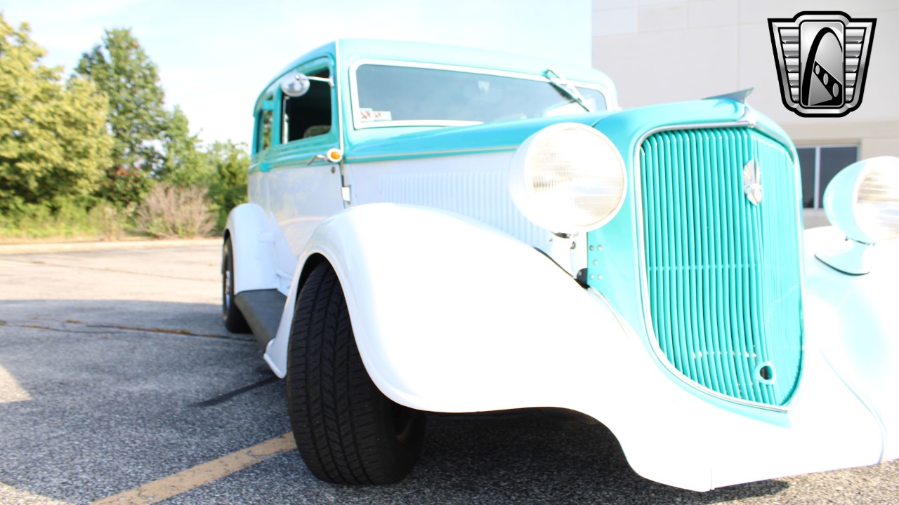 1934 Plymouth Coupe 48