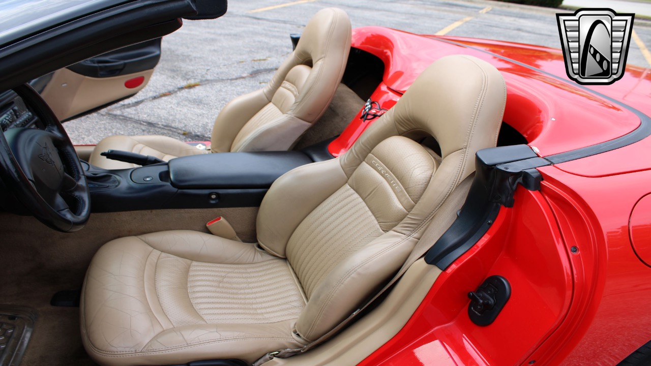 2000 Chevrolet Corvette 26
