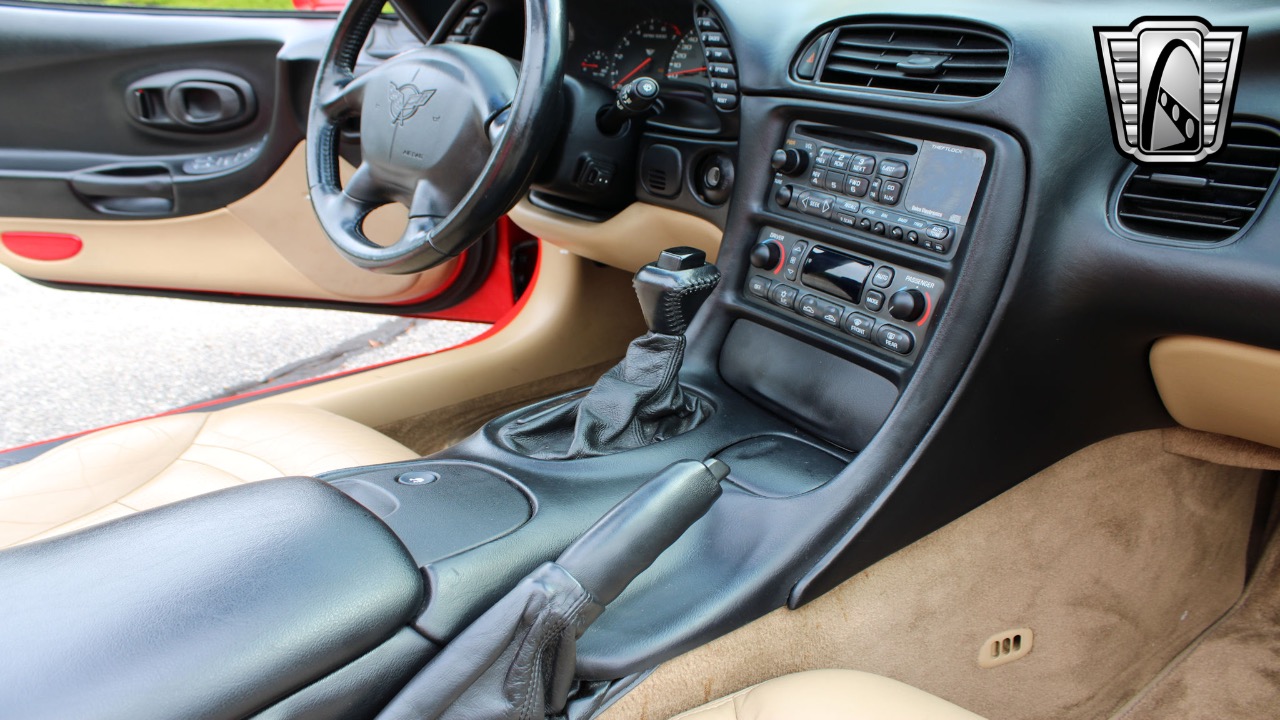 2000 Chevrolet Corvette 81