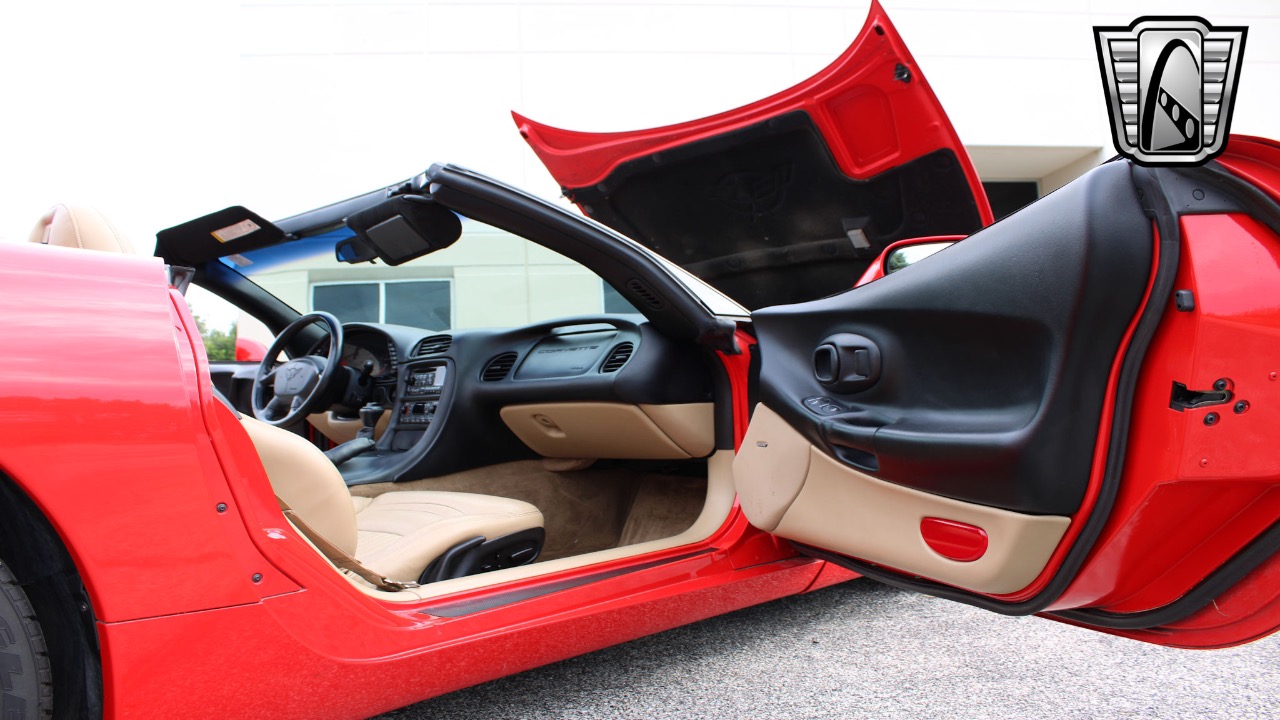2000 Chevrolet Corvette 82