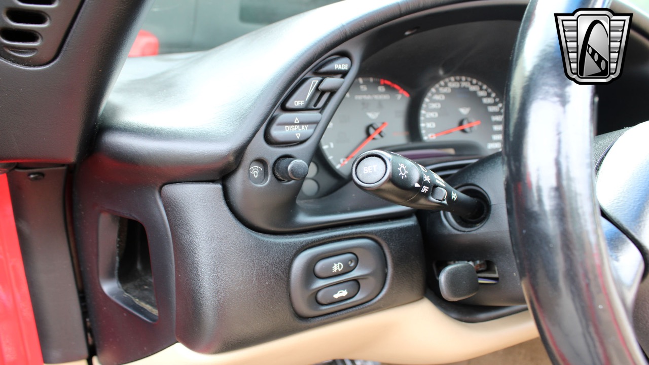 2000 Chevrolet Corvette 15