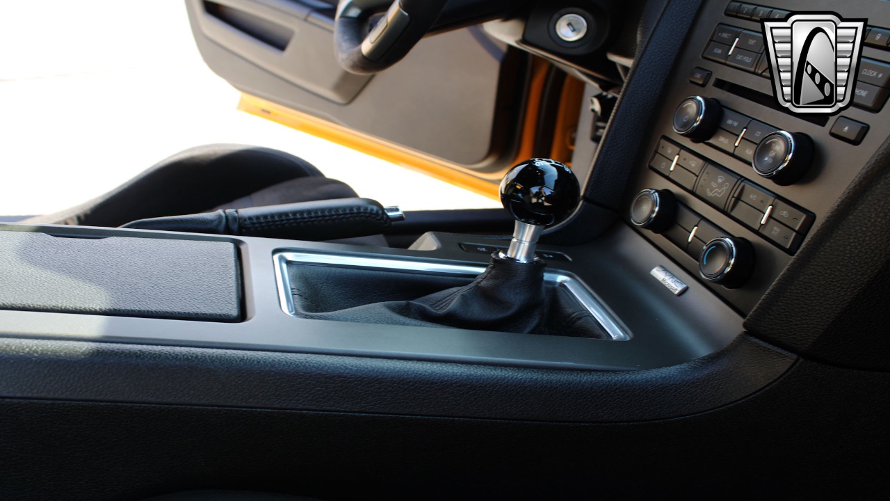 2013 Ford Mustang 86