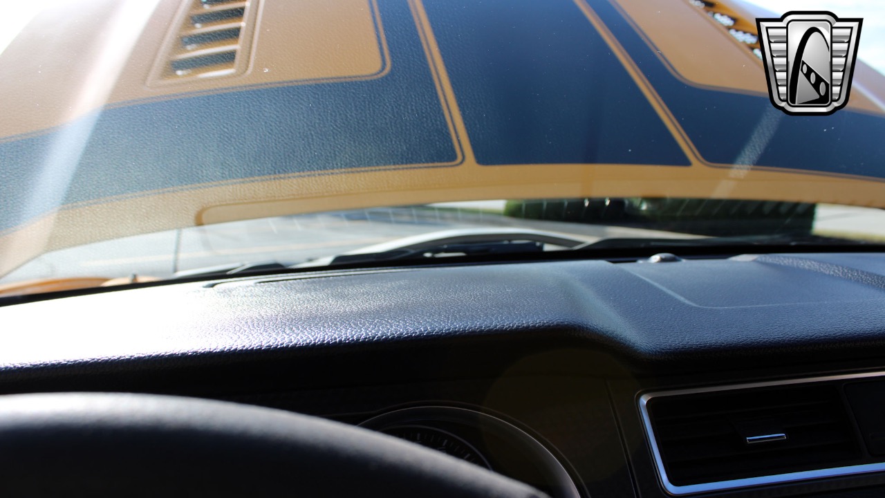 2013 Ford Mustang 70