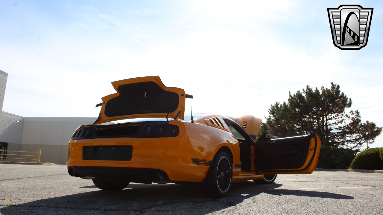 2013 Ford Mustang 27