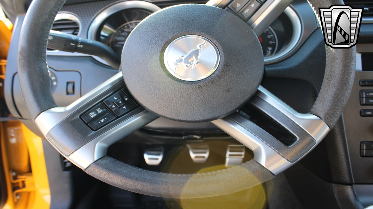 2013 Ford Mustang 72
