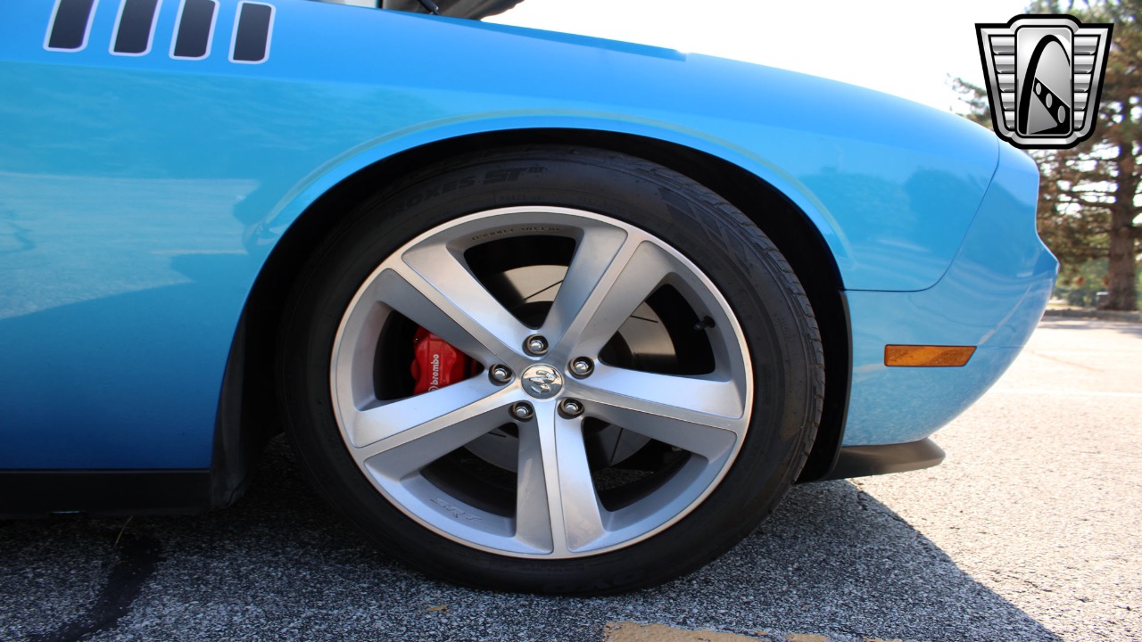 2010 Dodge Challenger 17
