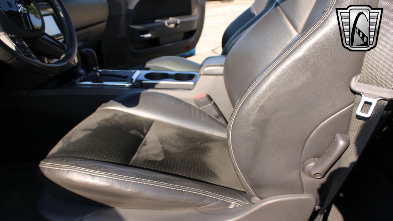 2010 Dodge Challenger 89