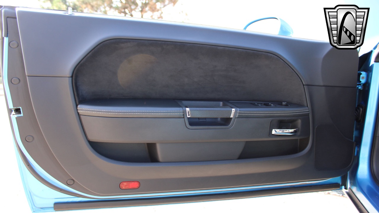 2010 Dodge Challenger 70