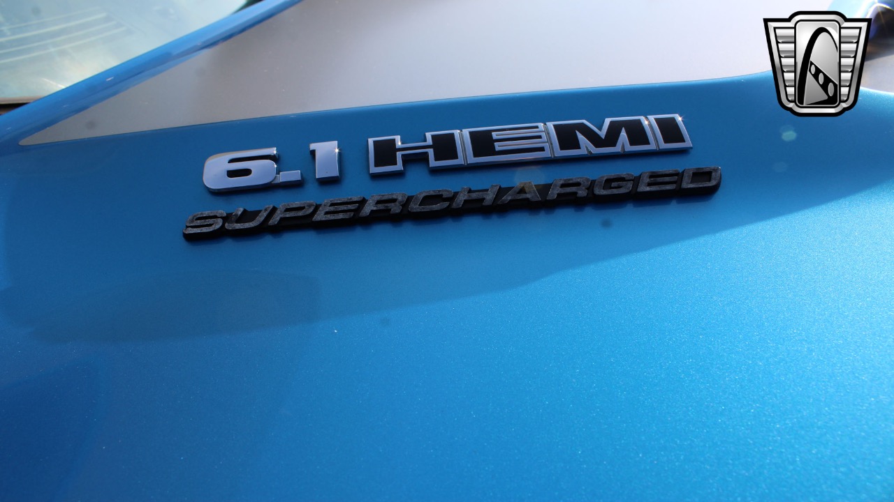 2010 Dodge Challenger 23