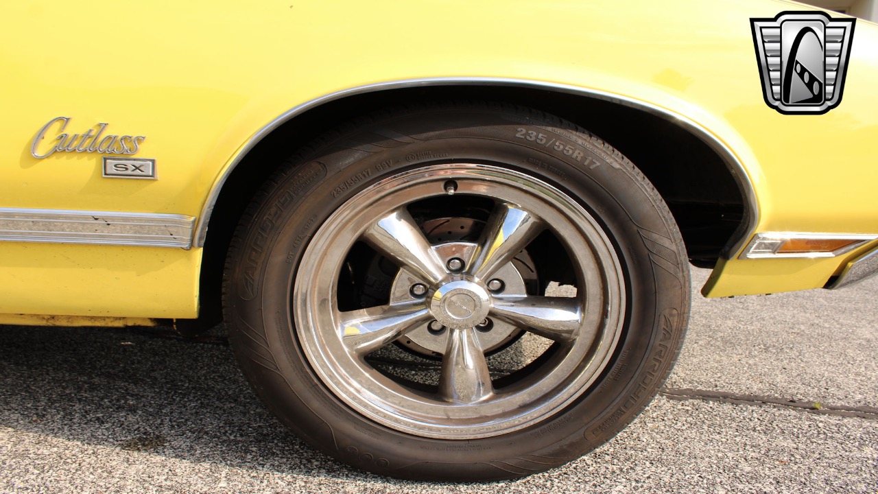 1970 Oldsmobile Cutlass 21