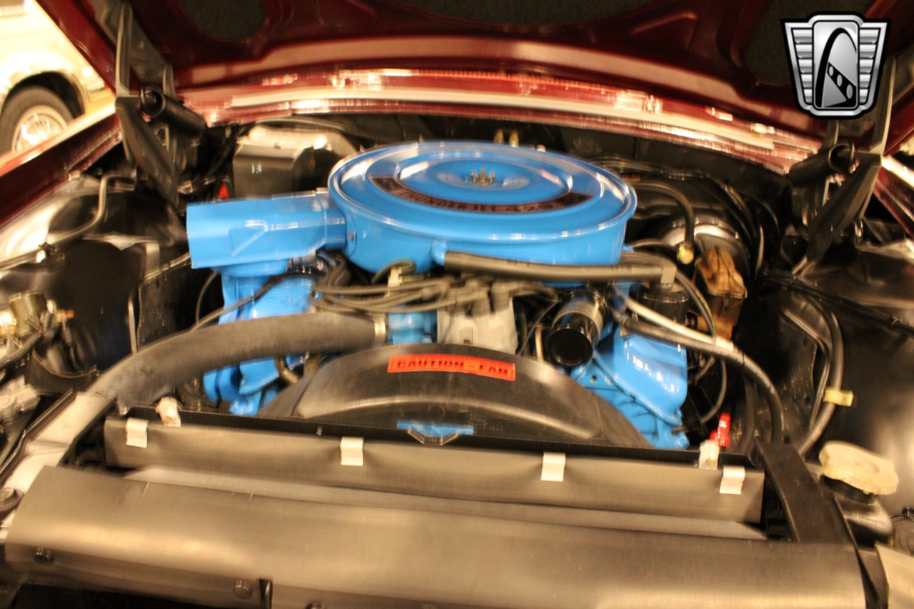 1968 Ford Thunderbird 54