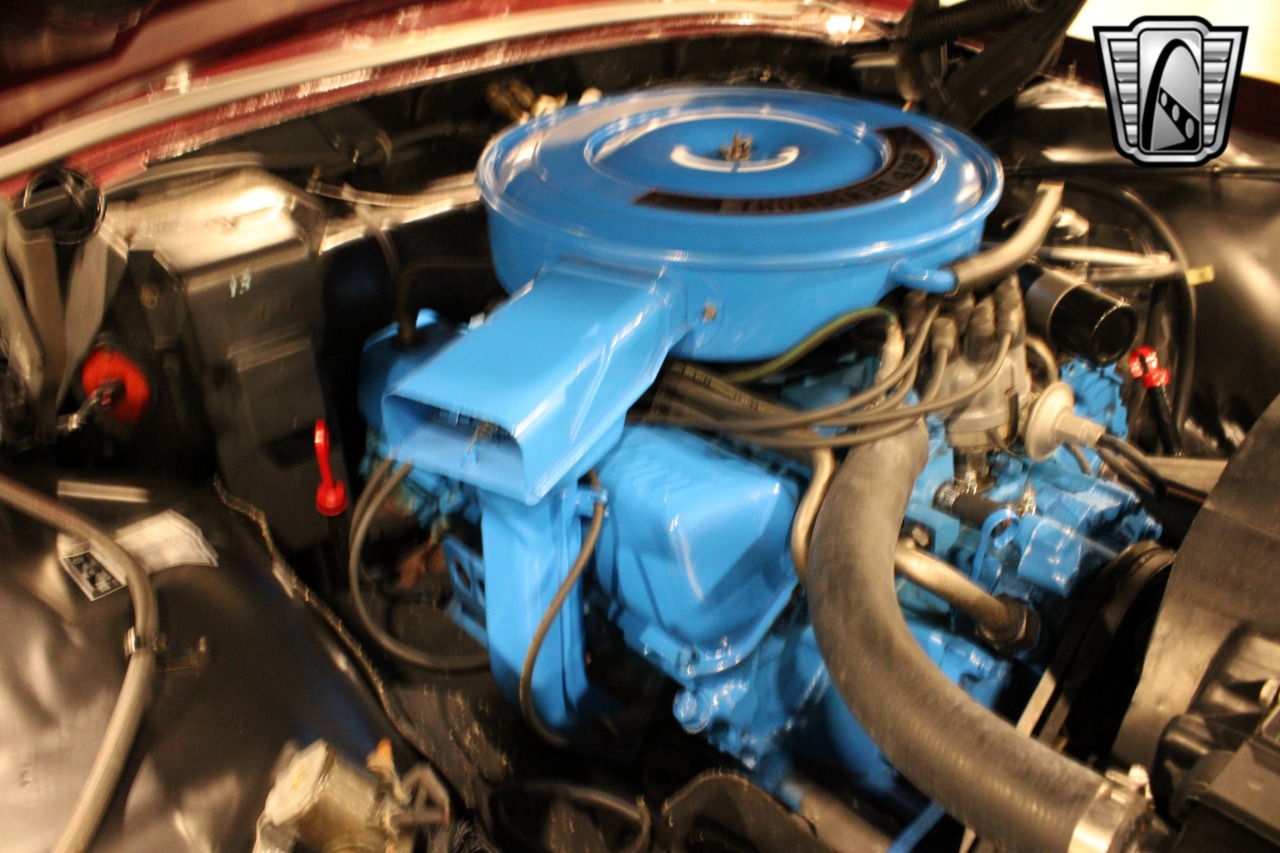 1968 Ford Thunderbird 57