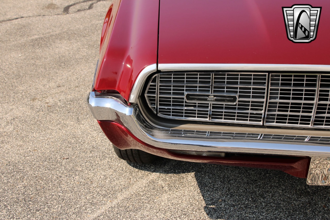 1968 Ford Thunderbird 61