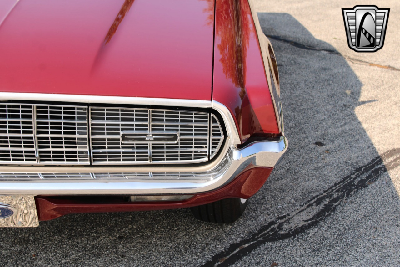 1968 Ford Thunderbird 62